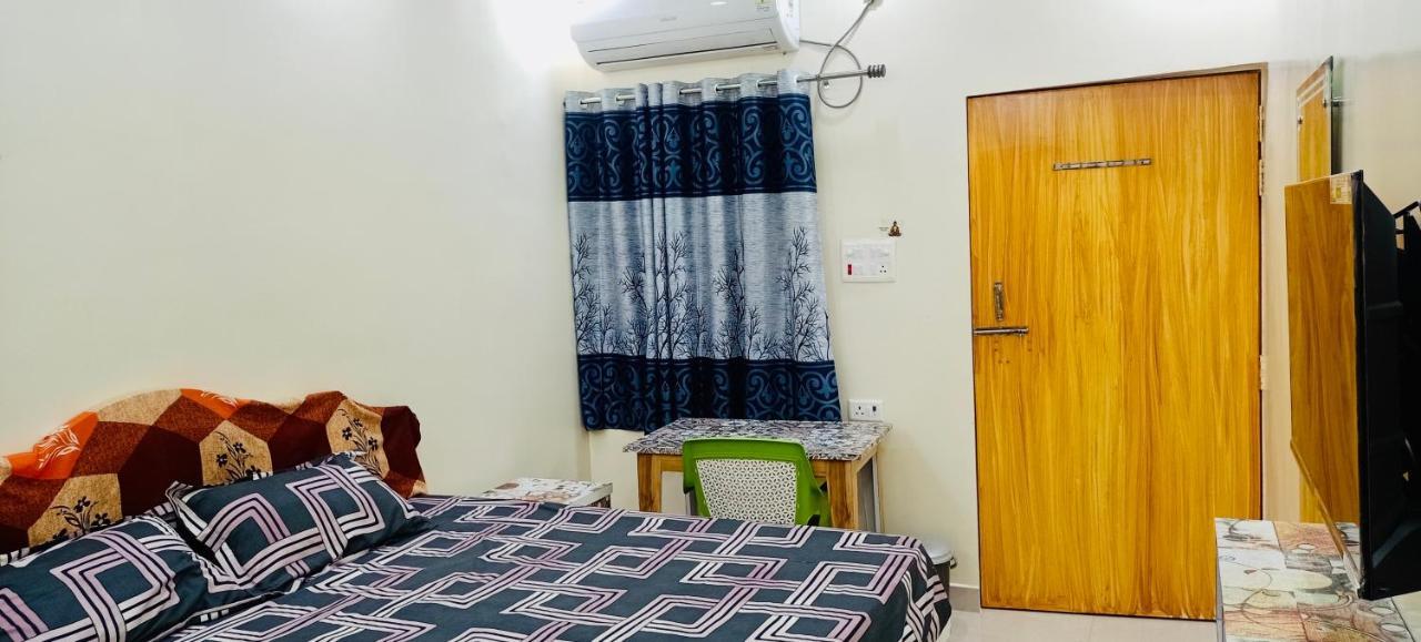 Smart Stays - Mmmut College - Gkp Airport Gorakhpur Kültér fotó